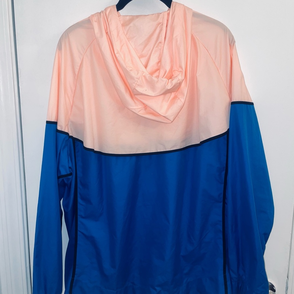 Wind breaker